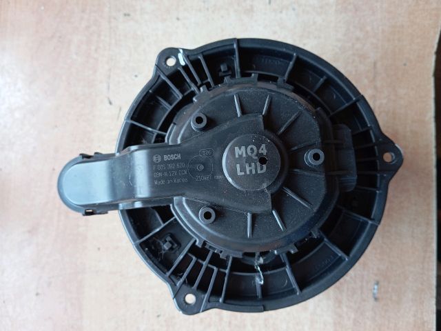 bontott HYUNDAI TUCSON Fűtőmotor (Klímás)