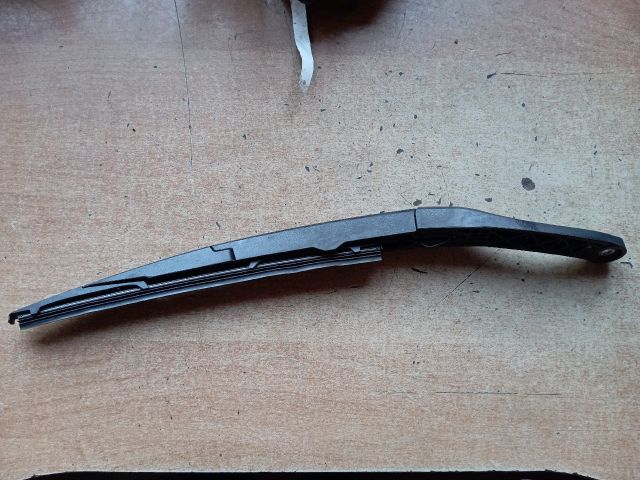 bontott HYUNDAI TUCSON Hátsó Ablaktörlő Kar