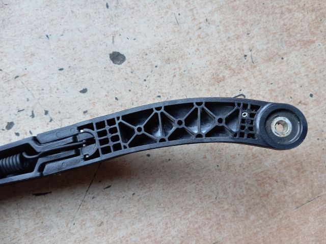 bontott HYUNDAI TUCSON Hátsó Ablaktörlő Kar