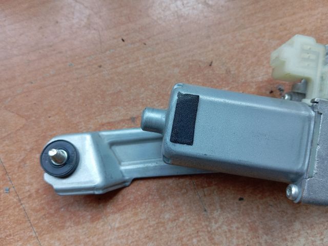 bontott HYUNDAI TUCSON Hátsó Ablaktörlő Motor