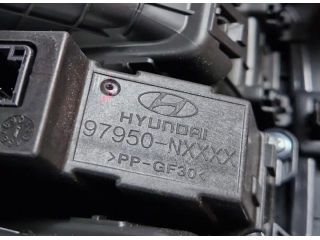 bontott HYUNDAI TUCSON Hátsó középső Szellőző