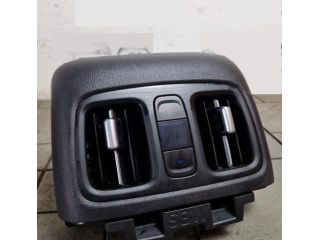 bontott HYUNDAI TUCSON Hátsó középső Szellőző