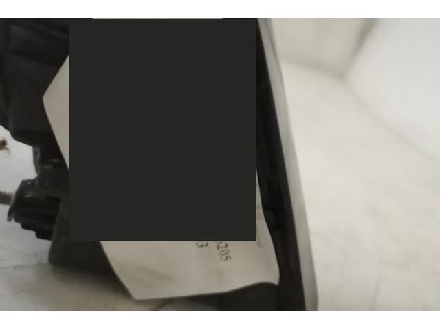 bontott HYUNDAI TUCSON Hátsó Lámpa Középső