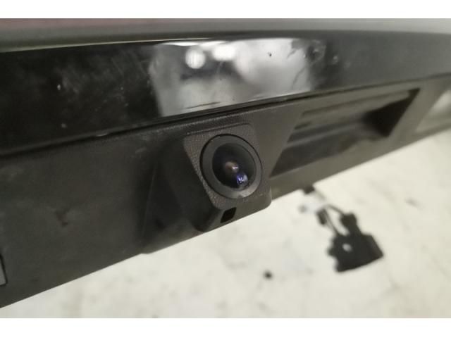 bontott HYUNDAI TUCSON Hátsó Lámpa Középső