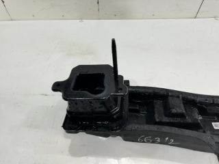 bontott HYUNDAI TUCSON Hátsó Lökhárító Merevítő (Fém)