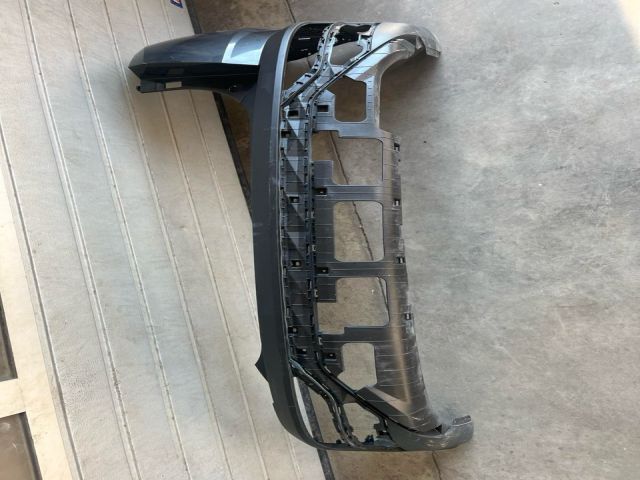 bontott HYUNDAI TUCSON Hátsó Lökhárító (Üresen)