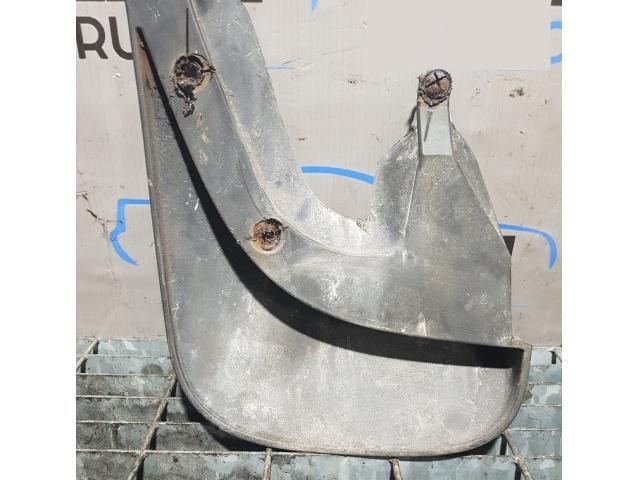 bontott HYUNDAI TUCSON Hátsó Sárvédő Gumi Pár