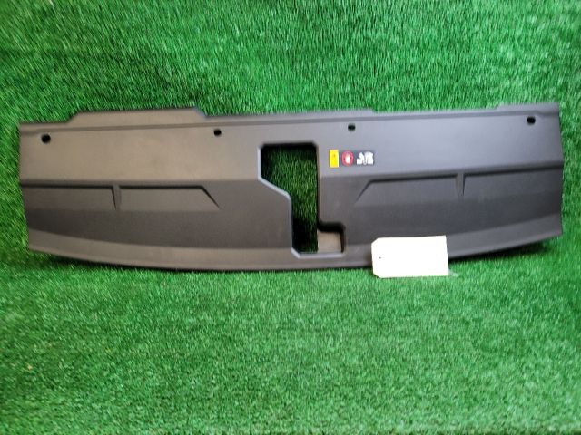 bontott HYUNDAI TUCSON Homlokfal Burkolat