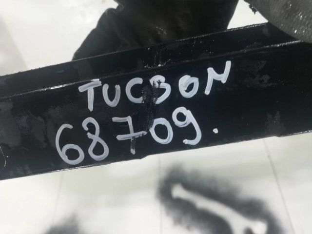 bontott HYUNDAI TUCSON Homlokfal (Üres lemez)