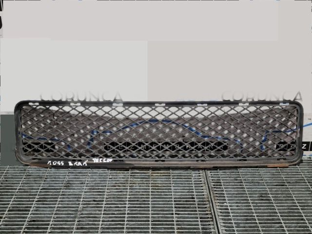 bontott HYUNDAI TUCSON Hűtőrács