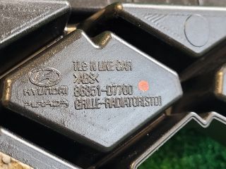 bontott HYUNDAI TUCSON Hűtőrács