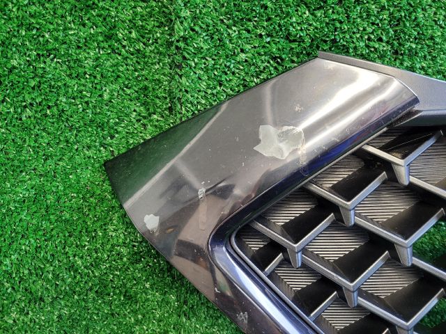 bontott HYUNDAI TUCSON Hűtőrács