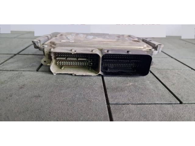 bontott HYUNDAI TUCSON II Motorvezérlő