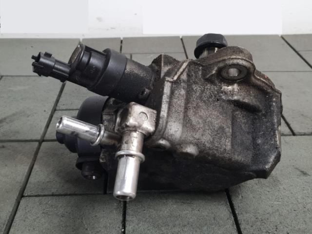 bontott HYUNDAI TUCSON II Nagynyomású Szivattyú