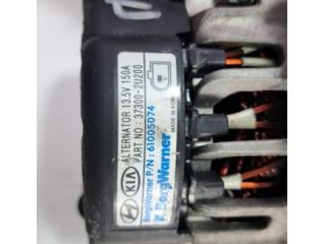 bontott HYUNDAI TUCSON II Generátor