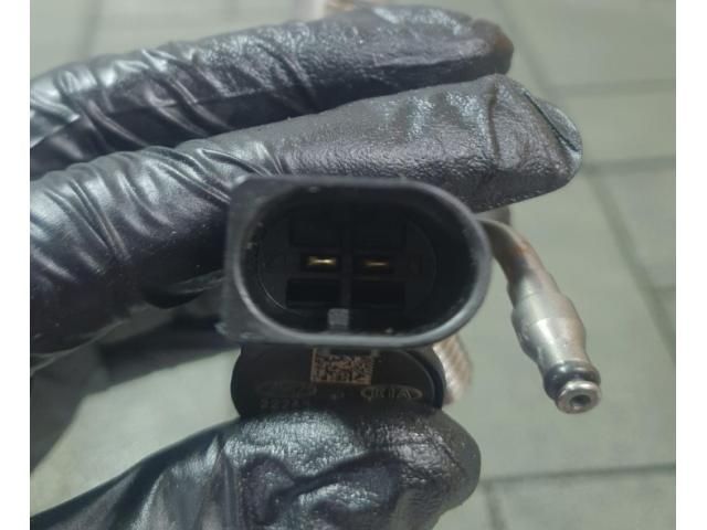 bontott HYUNDAI TUCSON II Porlasztó (1 db)