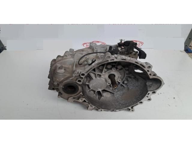 bontott HYUNDAI TUCSON II Váltó (Mechanikus)