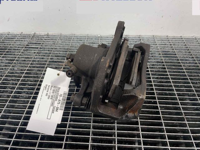 bontott HYUNDAI TUCSON II Bal első Féknyereg Munkahengerrel