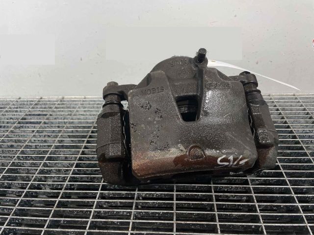 bontott HYUNDAI TUCSON II Bal első Féknyereg Munkahengerrel