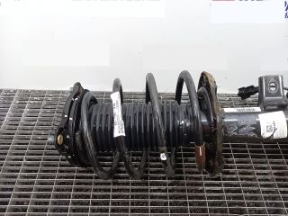 bontott HYUNDAI TUCSON II Első Rugó