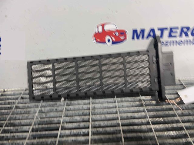 bontott HYUNDAI TUCSON II Fűtőradiátor