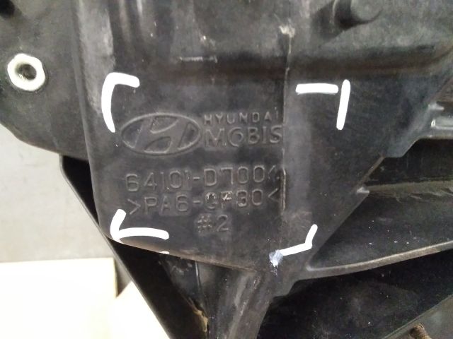 bontott HYUNDAI TUCSON II Homlokfal (Üres lemez)