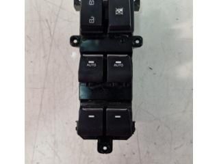 bontott HYUNDAI TUCSON II Ablakemelő Kapcsoló Négyes / Kettes