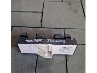 bontott HYUNDAI TUCSON II Ablakemelő Kapcsoló Négyes / Kettes