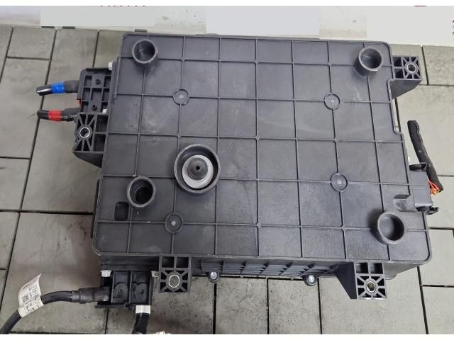 bontott HYUNDAI TUCSON II Akkumulátor Vezérlő Panel