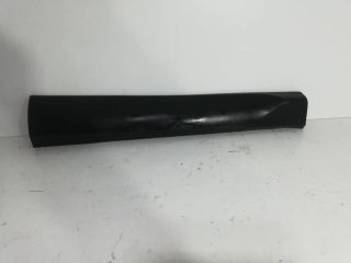 bontott HYUNDAI TUCSON II Bal első Ajtó Díszléc