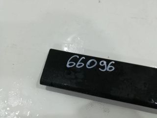 bontott HYUNDAI TUCSON II Bal első Ajtó Díszléc