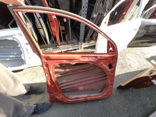 bontott HYUNDAI TUCSON II Bal első Ajtó (Üres lemez)