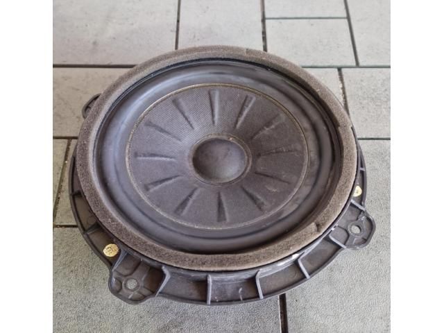bontott HYUNDAI TUCSON II Bal első Hangszóró