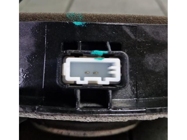 bontott HYUNDAI TUCSON II Bal első Hangszóró