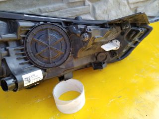 bontott HYUNDAI TUCSON II Bal Fényszóró