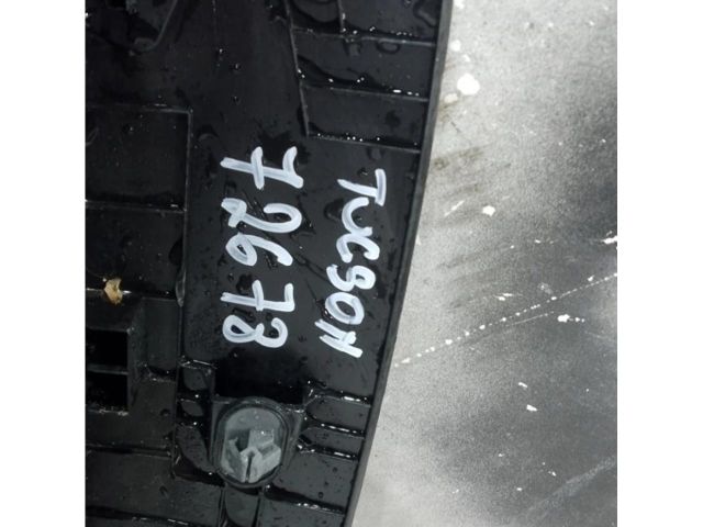 bontott HYUNDAI TUCSON II Bal hátsó Ajtó Kárpit