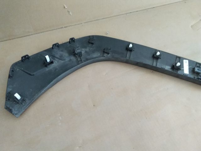 bontott HYUNDAI TUCSON II Bal hátsó Sárvédő Díszléc