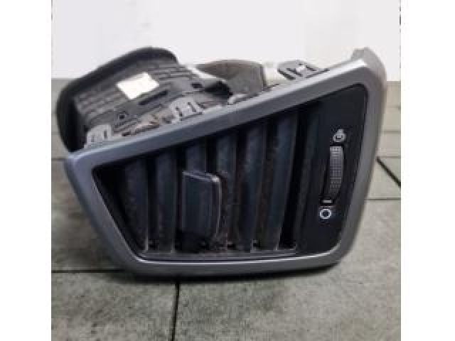 bontott HYUNDAI TUCSON II Bal Szellőző