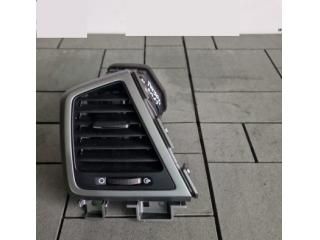 bontott HYUNDAI TUCSON II Bal Szellőző