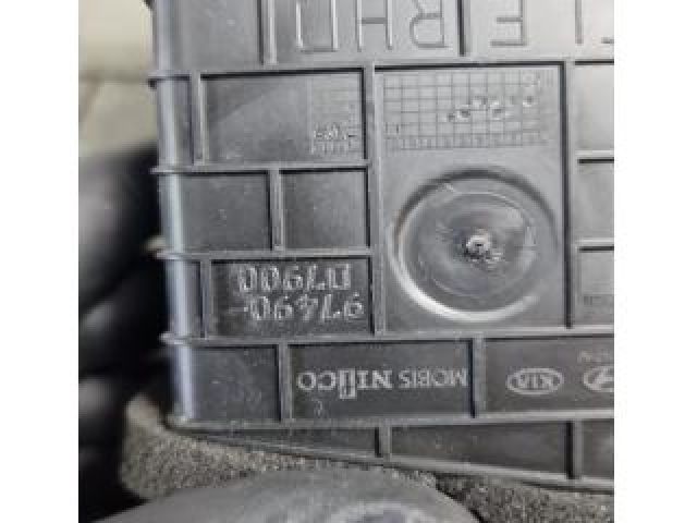 bontott HYUNDAI TUCSON II Bal Szellőző