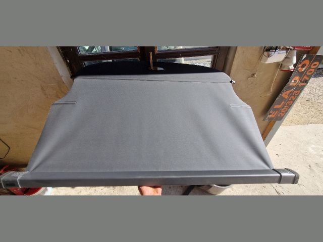 bontott HYUNDAI TUCSON II Csomagtér Roló