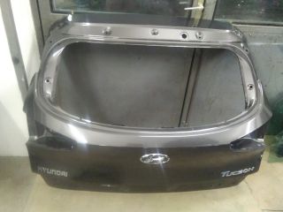 bontott HYUNDAI TUCSON II Csomagtérajtó (Üres lemez)