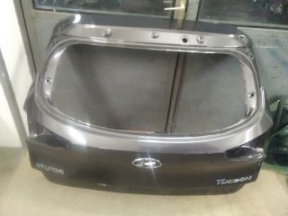 bontott HYUNDAI TUCSON II Csomagtérajtó (Üres lemez)