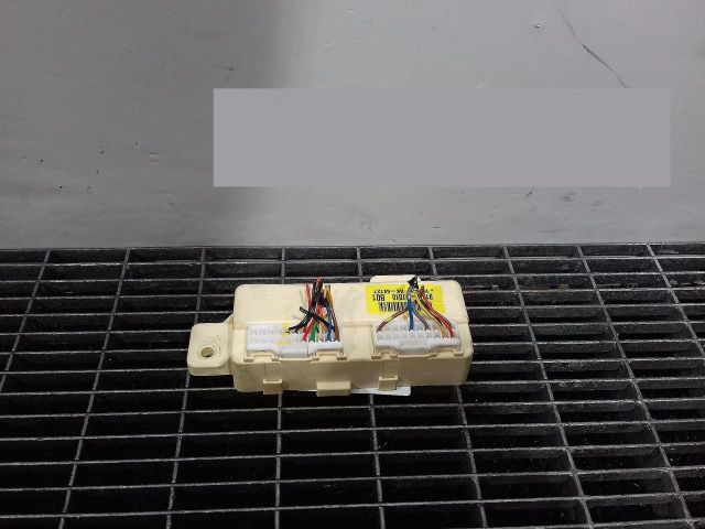 bontott HYUNDAI TUCSON II Elektronika (Magában)