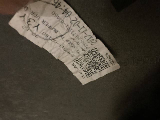 bontott HYUNDAI TUCSON II Első Lökhárító (Részeivel)