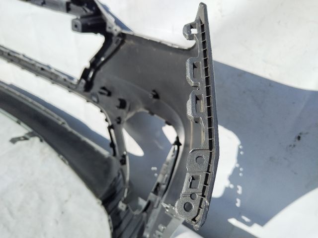 bontott HYUNDAI TUCSON II Első Lökhárító (Üresen)