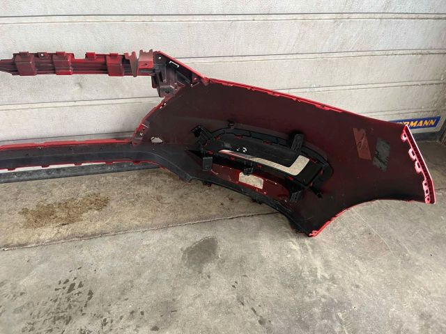 bontott HYUNDAI TUCSON II Első Lökhárító (Üresen)