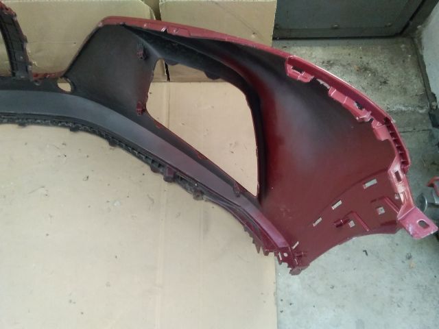 bontott HYUNDAI TUCSON II Első Lökhárító (Üresen)