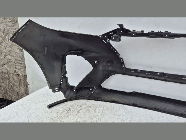 bontott HYUNDAI TUCSON II Első Lökhárító (Üresen)