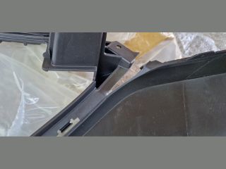 bontott HYUNDAI TUCSON II Első Lökhárító (Üresen)